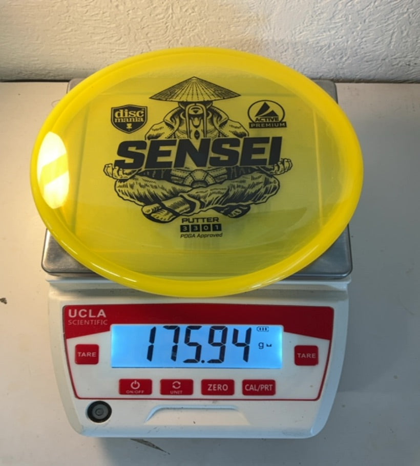 Discmania-Active Premium-Sensei-Yellow-175.94g PRE-OWNED