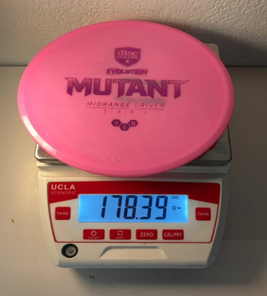 Discmania-Neo-Mutant-Pink-178.39g PRE-OWNED