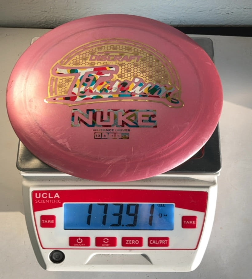 Discraft-Titanium-Nuke-Pink-173.91g PRE-OWNED
