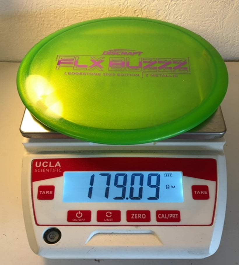 Discraft-Z Metallic-Buzzz-Green-179.09g PRE-OWNED