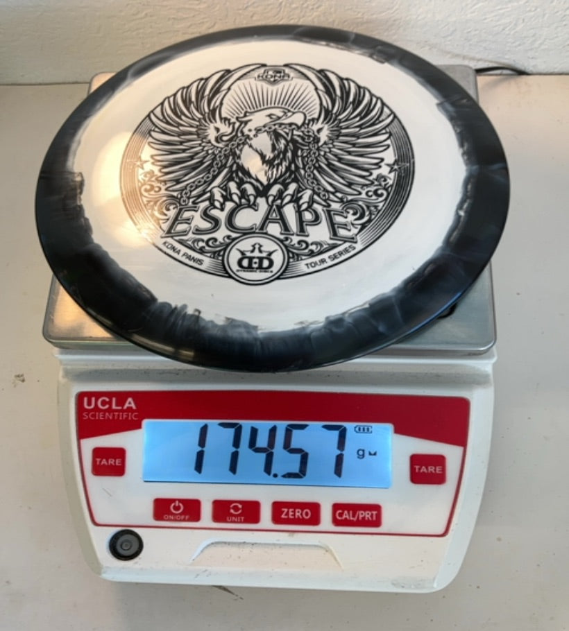 Dynamic Discs-Fuzion Orbit-Escape-White-174.57g PRE-OWNED