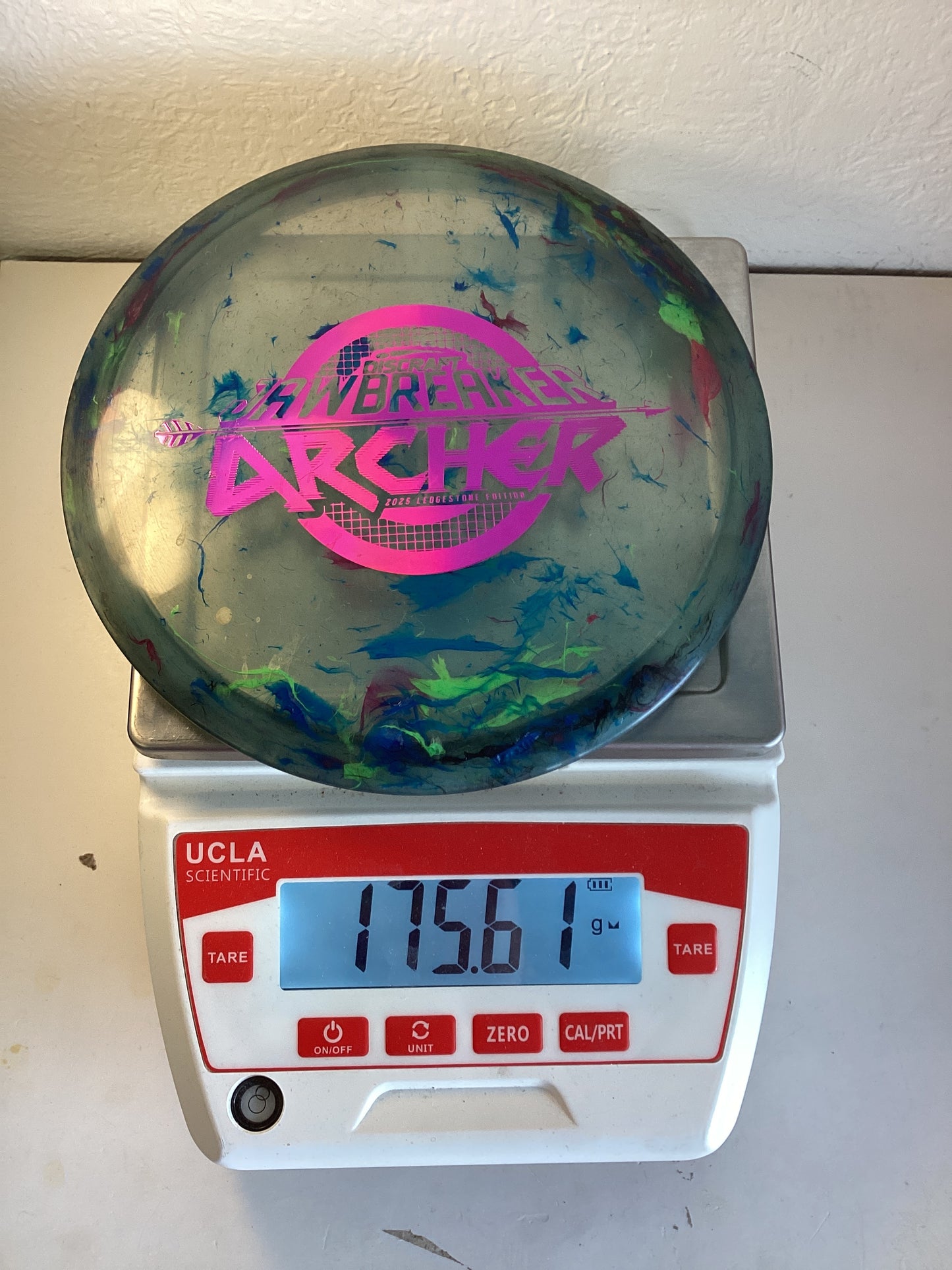Discraft-Jawbreaker Z FLX-Archer-Rainbow-175.61g PRE-OWNED