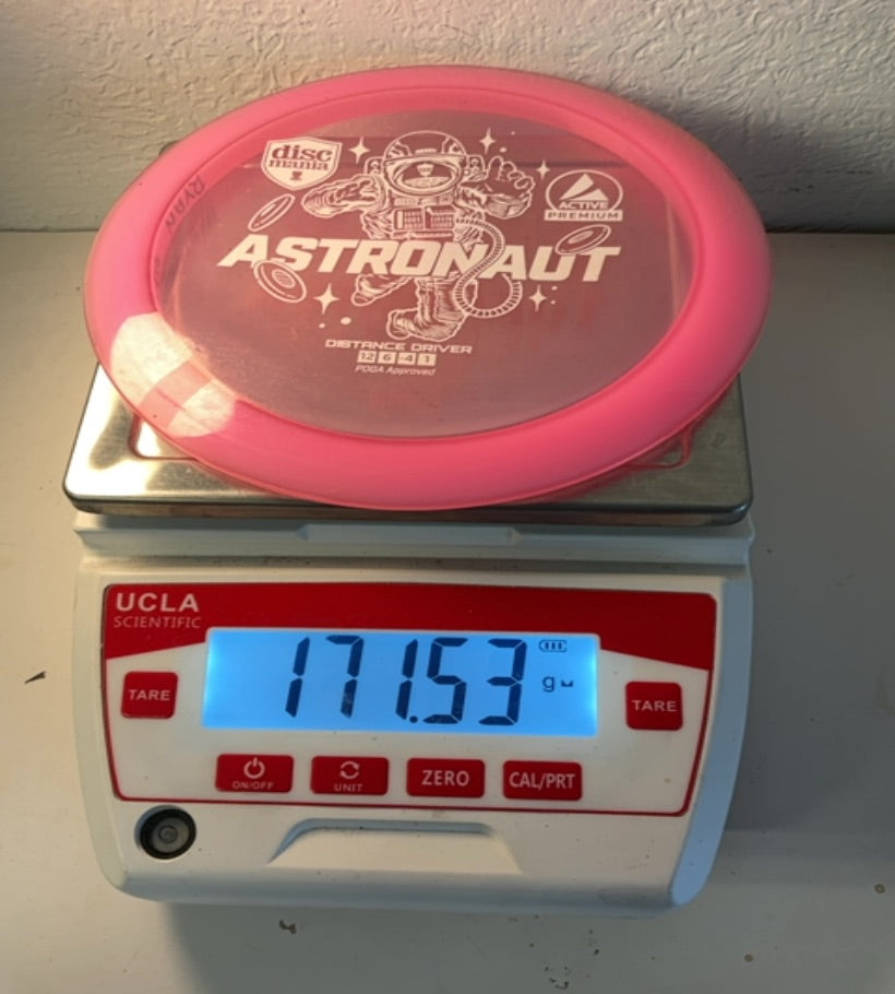 Discmania-Active-Premium-Astronaut-Pink-171.53g PRE-OWNED