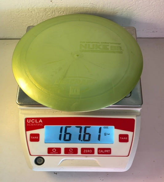 Discraft-Titanium-Nuke-SS-Green-167.61g PRE-OWNED