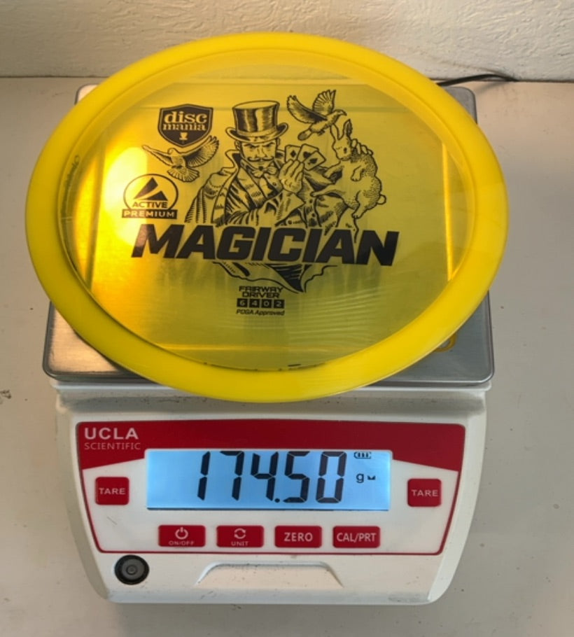 Discmania-Active Premium-Magician-Yellow-174.50g PRE-OWNED
