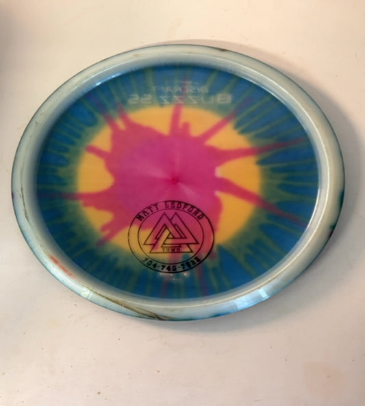 Discraft-Z Fly-Dye-Buzzz SS-Pink-176.48g PRE-OWNED