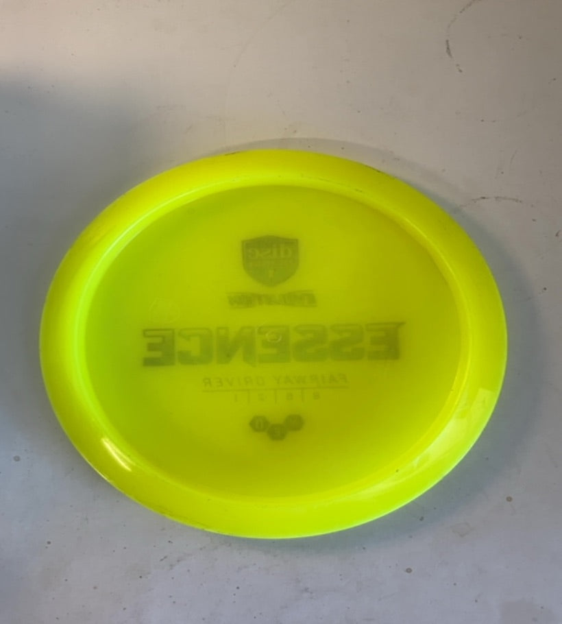 Discmania-Neo-Essence-Yellow-173.37g PRE-OWNED
