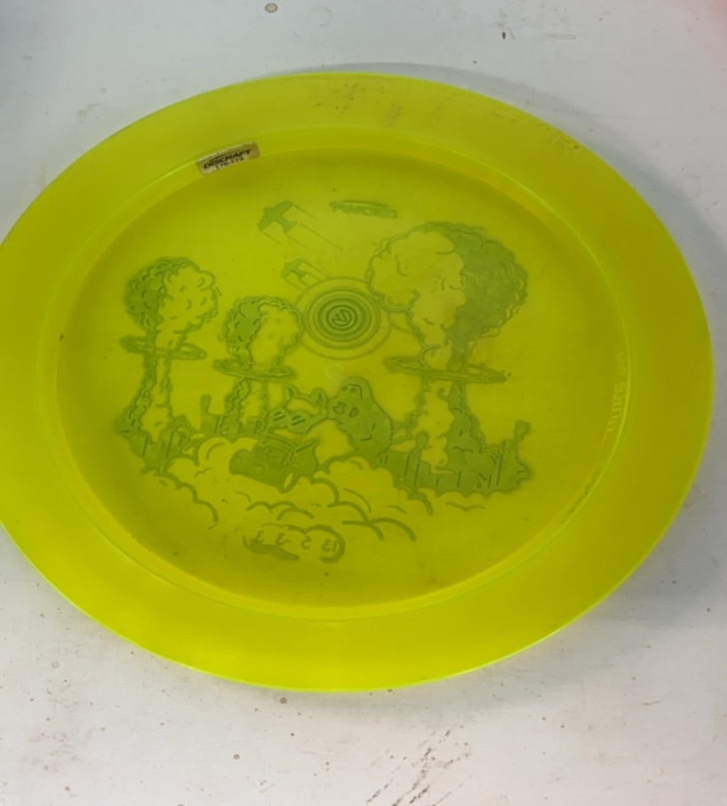 Discraft-Z-Nuke SS-Yellow-175.18g PRE-OWNED