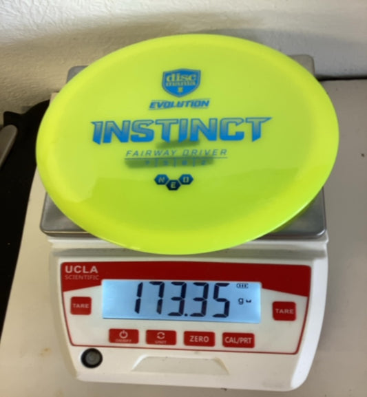 Discmania-NEO-Instinct-Yellow-Blue-173.35g PRE-OWNED