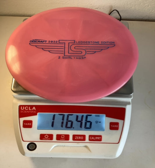 Discraft-Z-Swirl-Wasp-Pink-176.46g PRE-OWNED