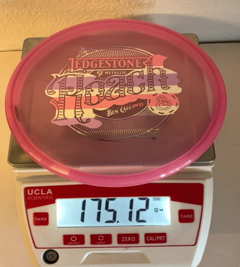 Discraft-Metallic Z-Roach-Pink-175.12g PRE-OWNED
