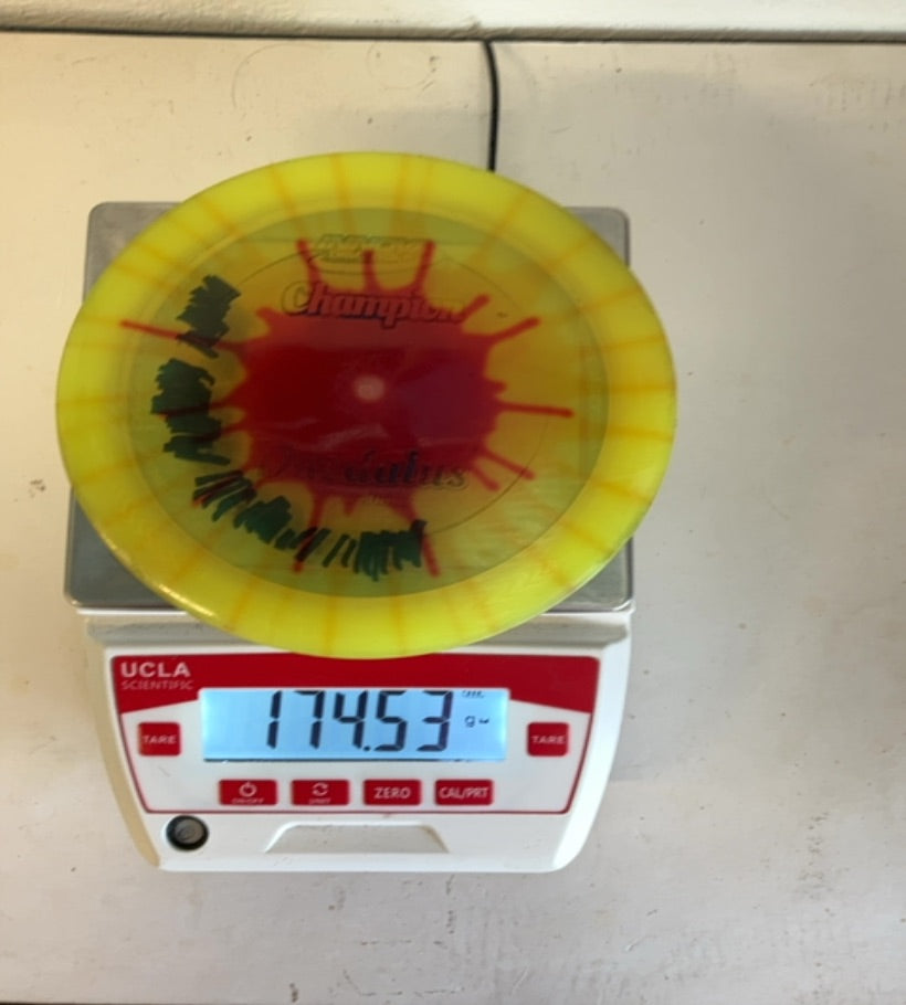 Innova-Champion-Daedalus-Yellow-Red-174.53g PRE-OWNED