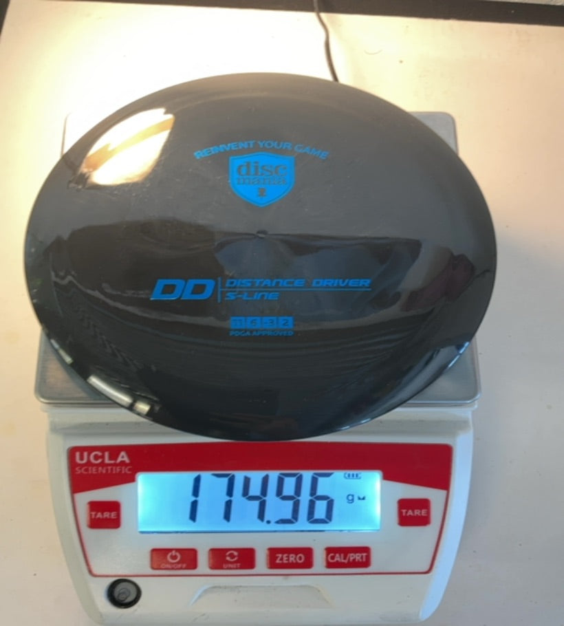 Discmania-S-Line-DD-Black-174.96g PRE-OWNED