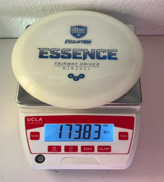 Discmania-Neo-Essence-White-173.83g PRE-OWNED